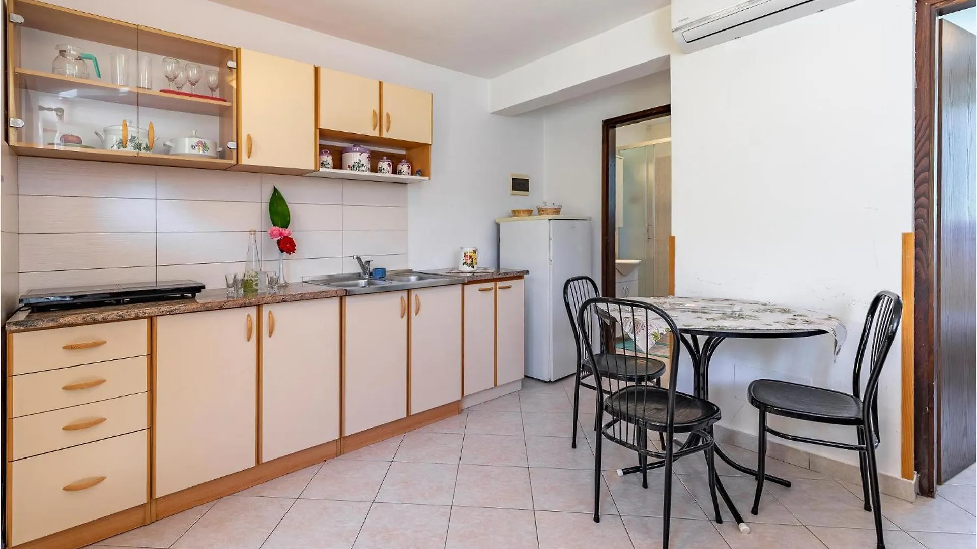 Pet Friendly Apartment In Medulin With Kitchen