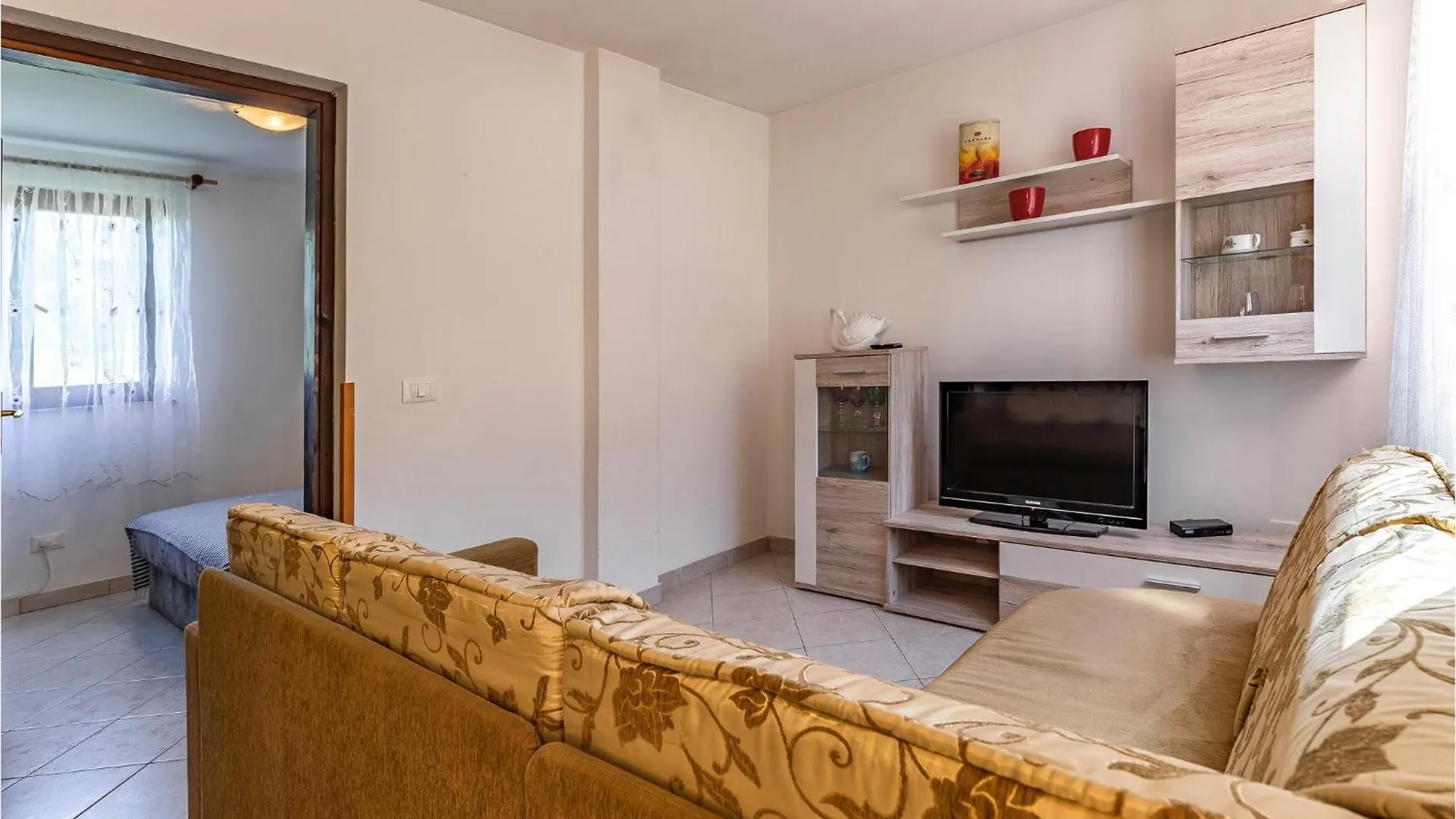 Pet Friendly Apartment In Medulin With Kitchen 0*,  Croatia