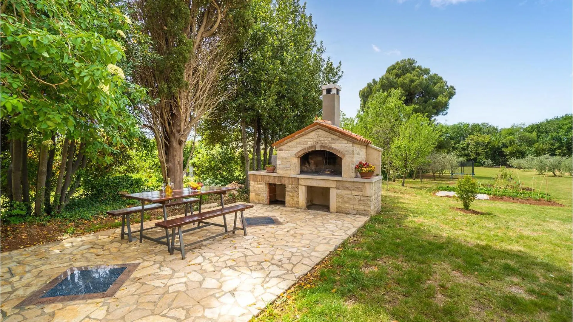 Pet Friendly Apartment In Medulin With Kitchen Croatia