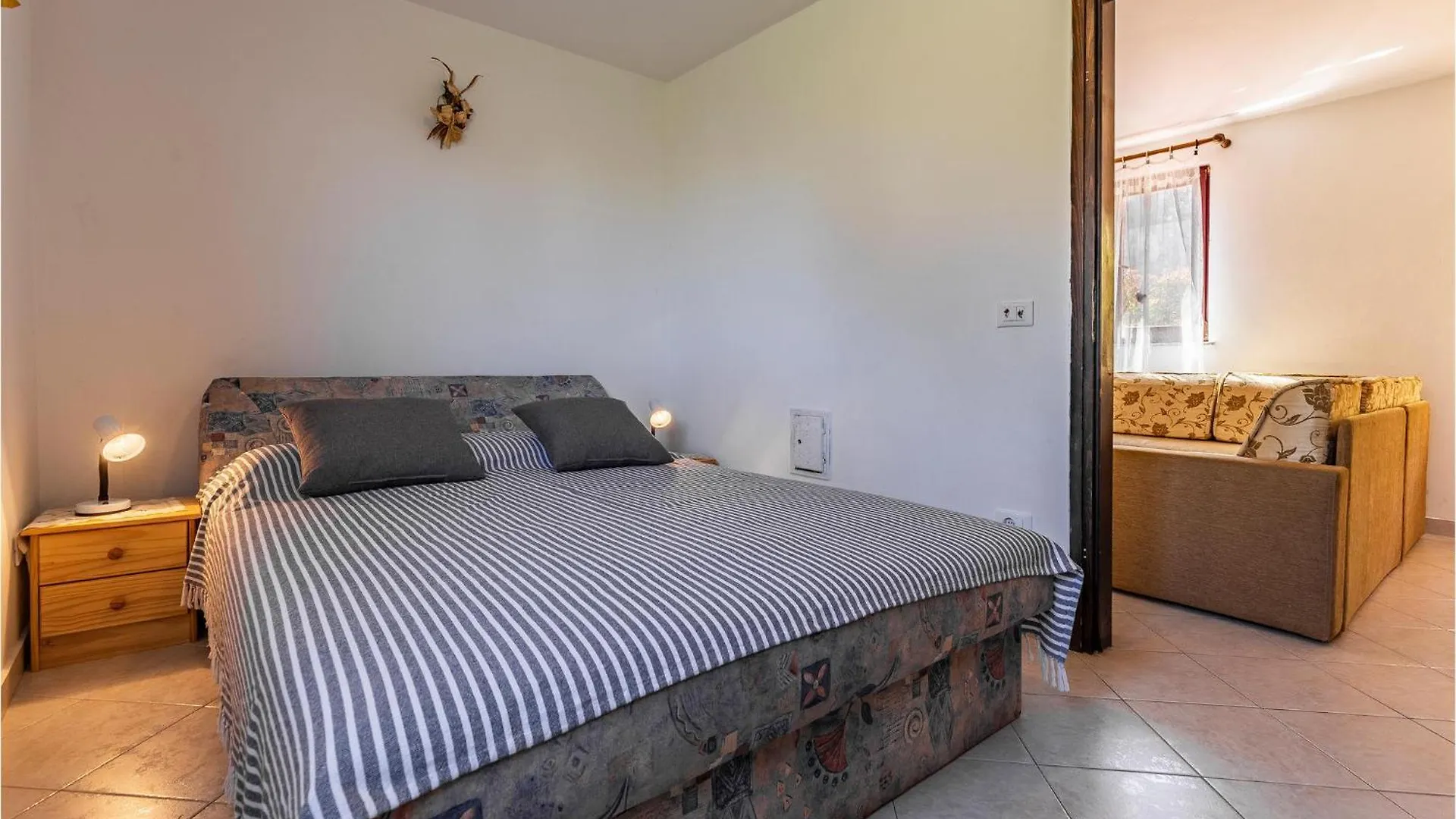 Pet Friendly Apartment In Medulin With Kitchen